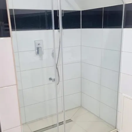 Pokoje U Joli Dziwnow Exterior photo
